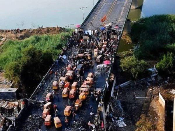 هنر نامرئی کردن استعمار: نگاهی دیگر به رخدادهای&nbsp;عراق